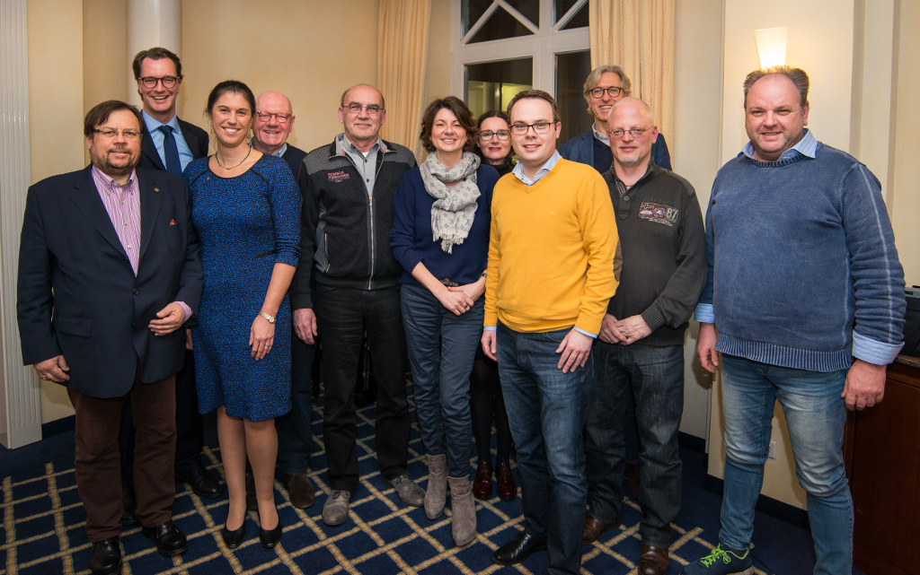 Vorstandsmitglieder des CDU Ortsverbandes Bocholt-Mitte gemeinsam mit dem Landtagsabgeordneten Hendrik Wst (2. v. l.)